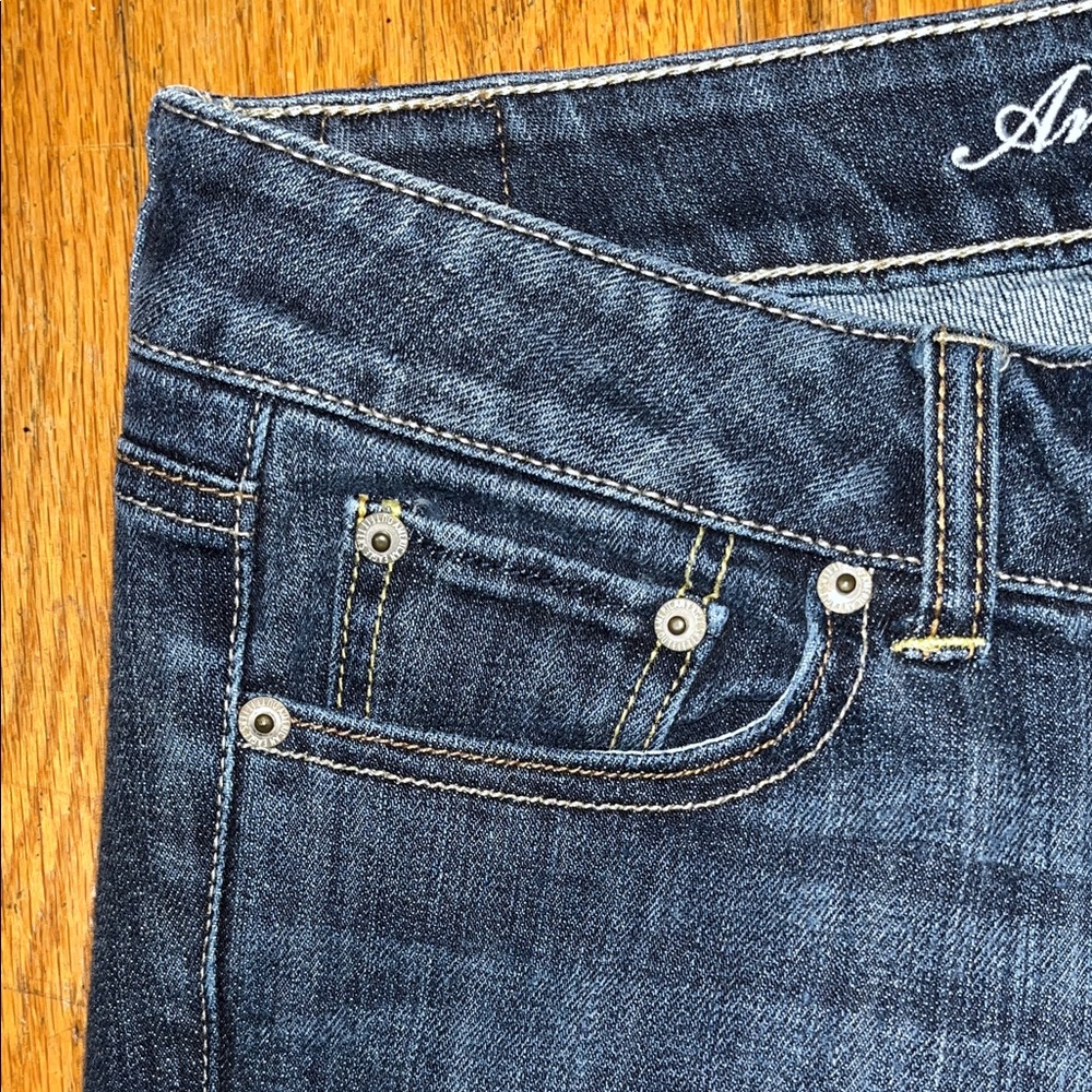American Eagle Outfitters Stretch Favorite Boyfriend Blue Denim Jeans Size 4 - Picture 3 of 12